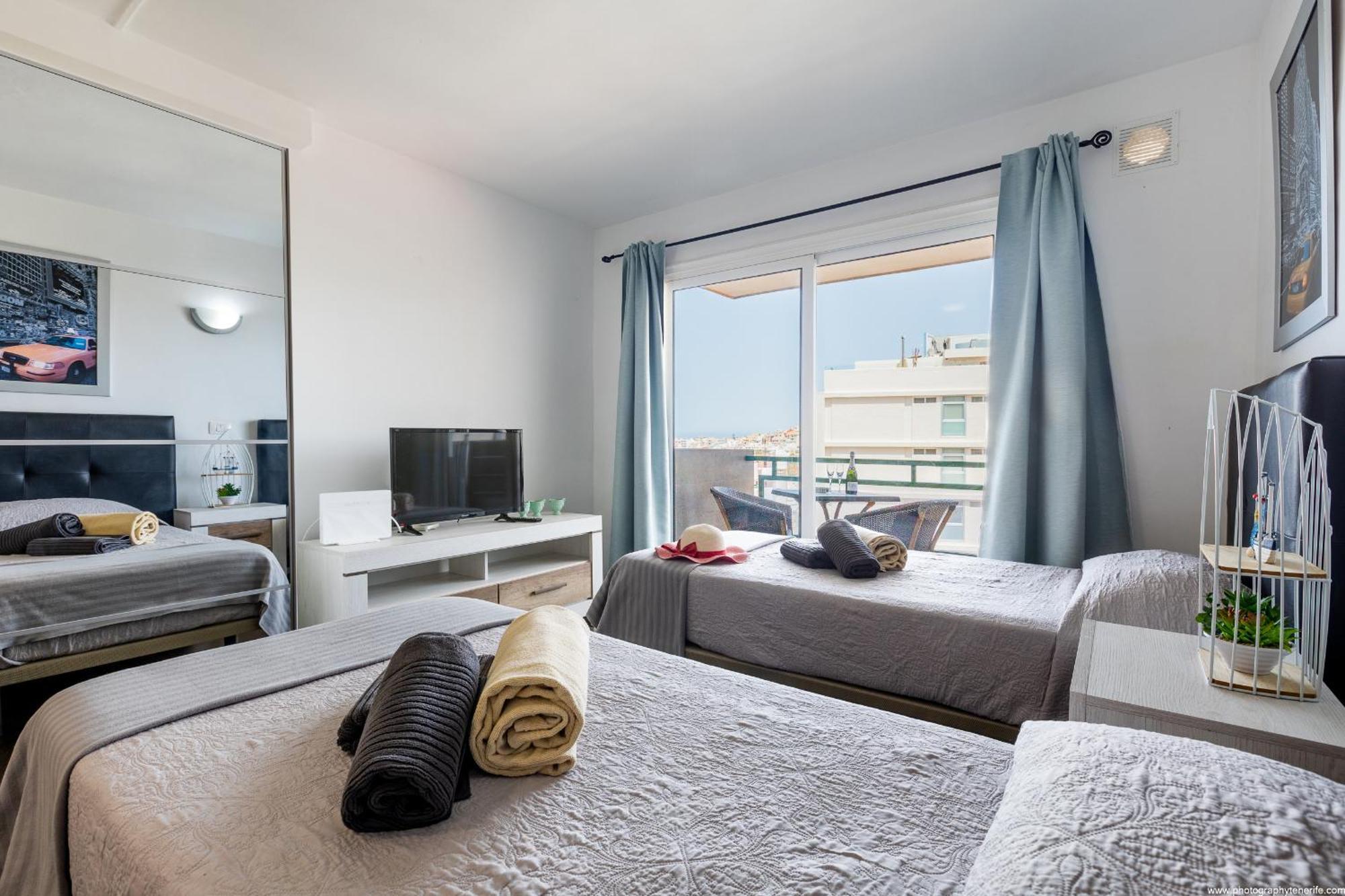 603 Comodoro Studio Beach Front Лос-Крістіанос Екстер'єр фото
