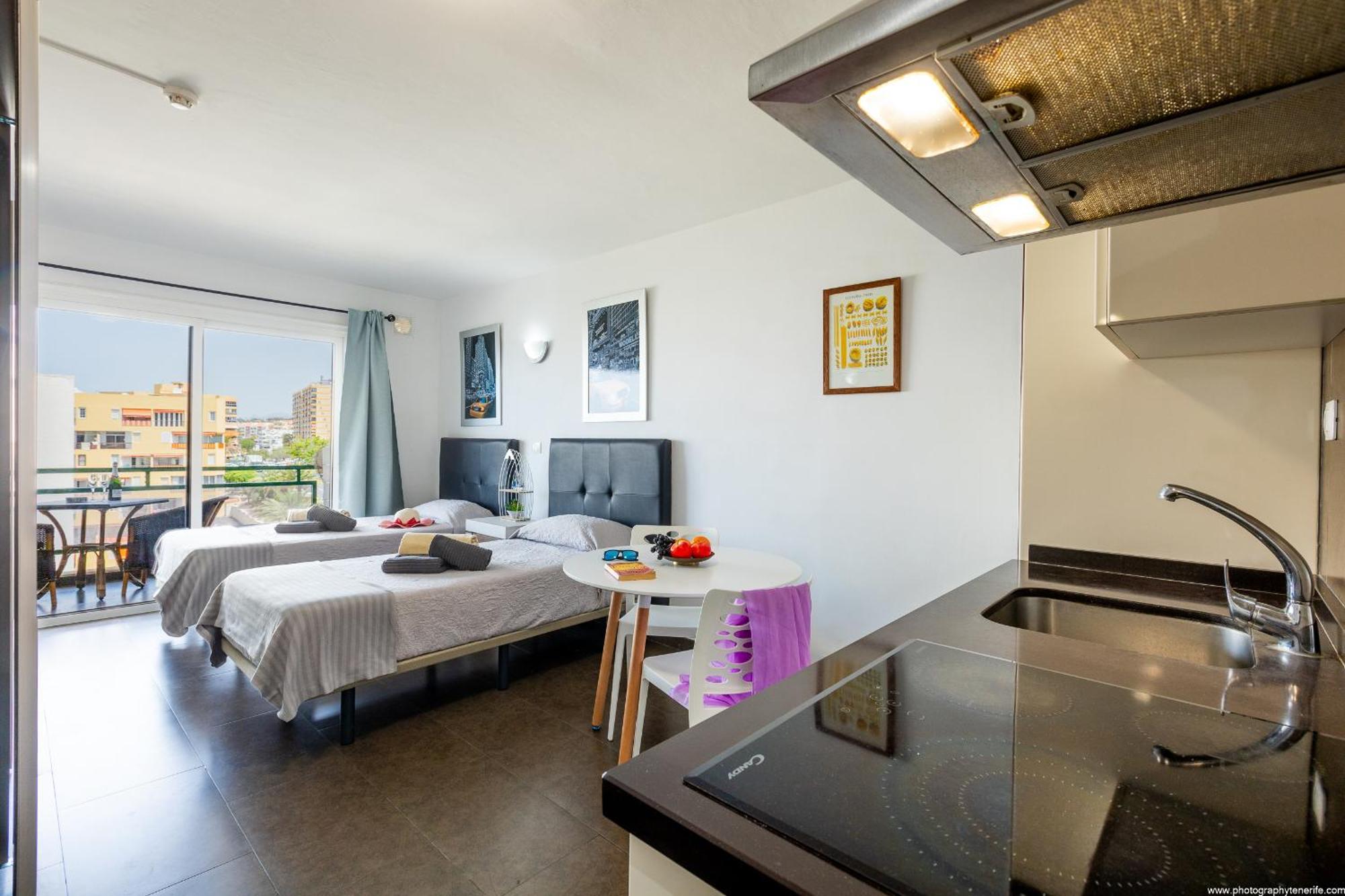 603 Comodoro Studio Beach Front Лос-Крістіанос Екстер'єр фото